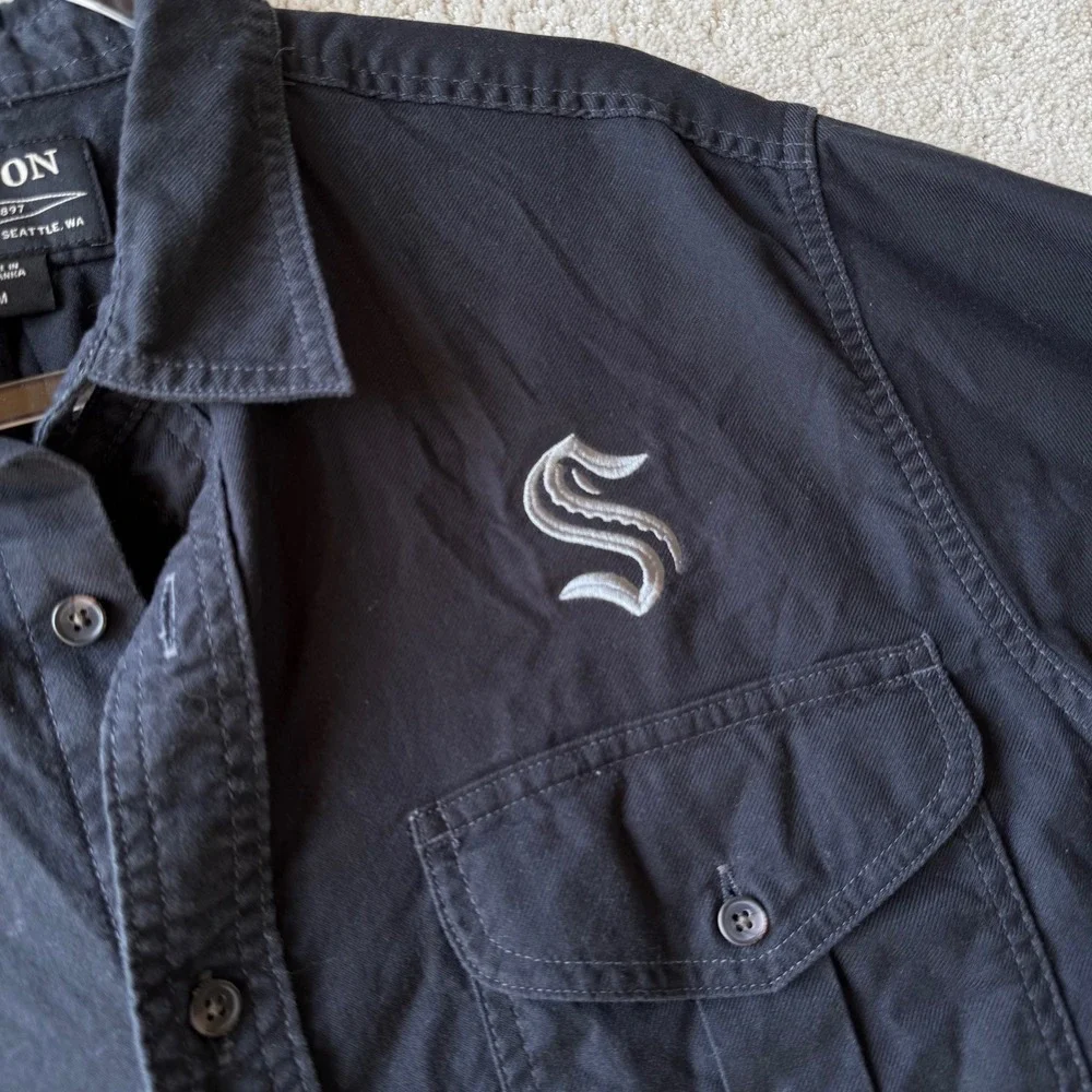 Seattle‎ Kraken CC Filson Guide Shirt Mens button Up Size M. Black $140